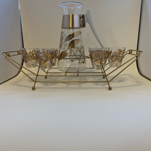 MCM Cocktail Pitcher and glasses with gold serving tray - Picture 5 of 11